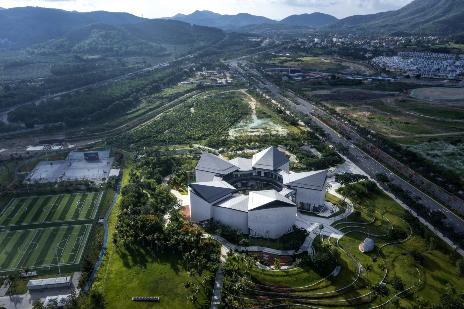 【亮眼建筑】三亚崖州湾科技城产业促进中心 - vastcg